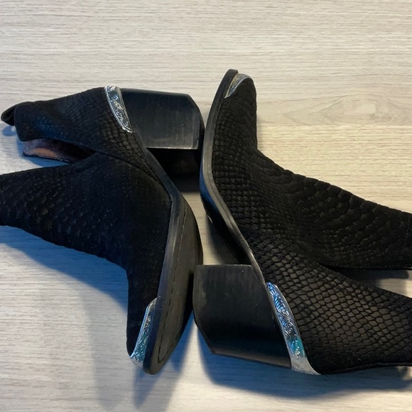 Jeffrey Campbell Cromwell Western Black Suede Snakeskin Leather Booties-Size 7.5 - Picture 6 of 16